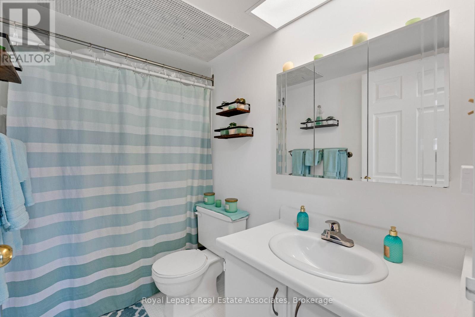 912 - 50 Elm Drive E, Mississauga, Ontario  L5A 3X2 - Photo 21 - W12782546