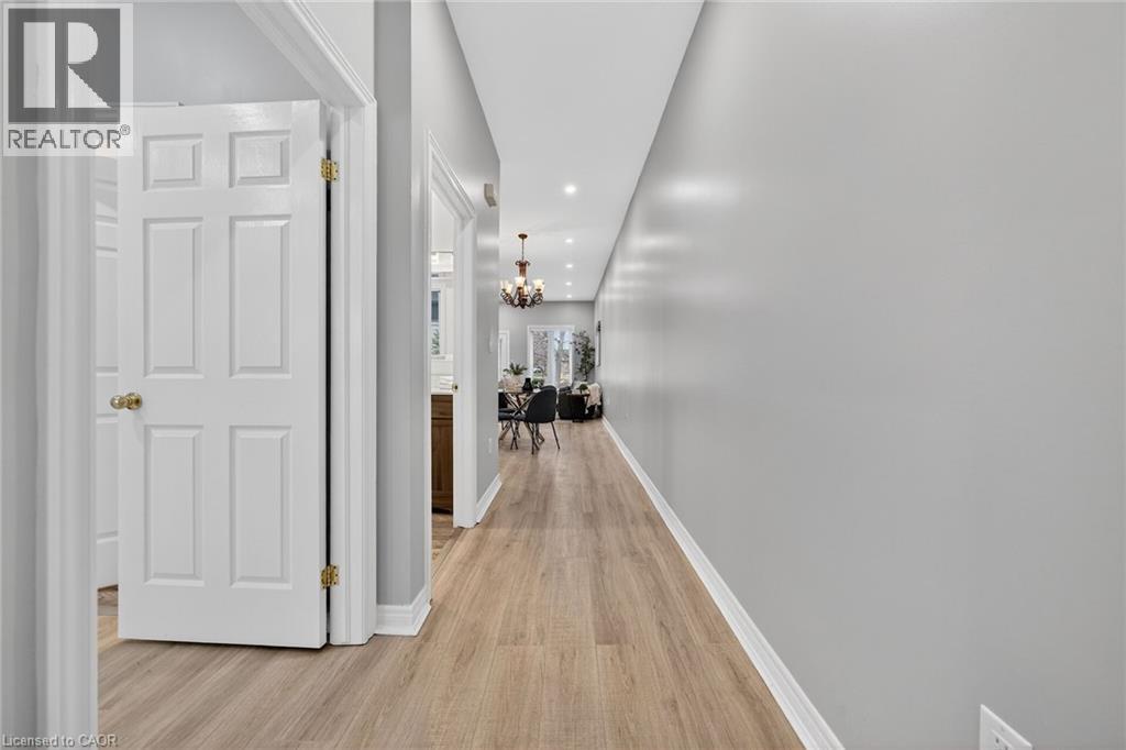 60 Natalia Avenue Unit# 4, Mount Hope, Ontario L0R 1W0 - Photo 8 - 40814454