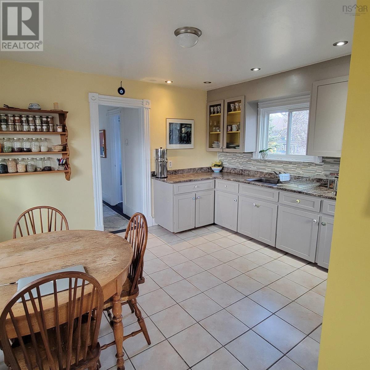 50 Pleasant Street, Dartmouth, Nova Scotia  B2Y 3P5 - Photo 17 - 202605245