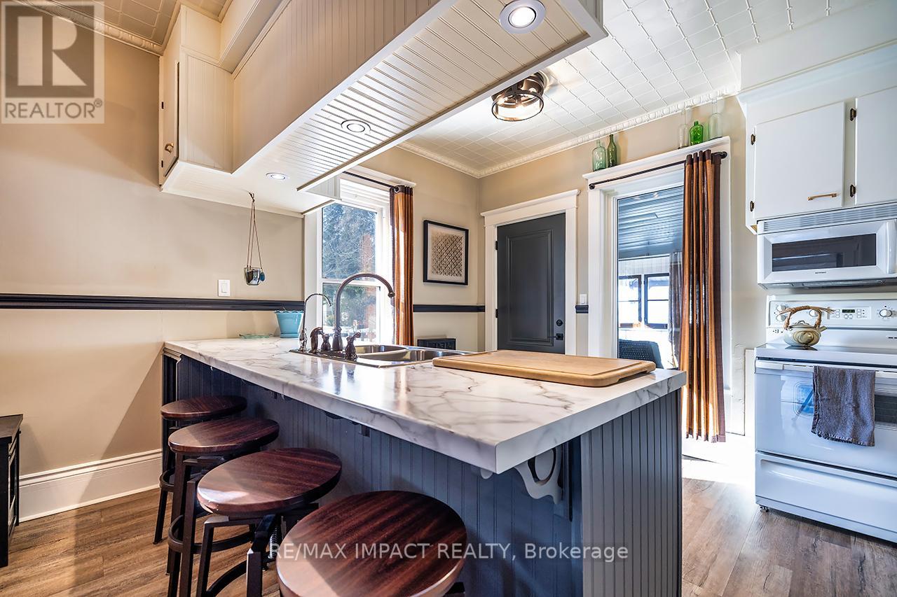 342 Metcalf Street, Tweed, Ontario  K0K 3J0 - Photo 11 - X12914926