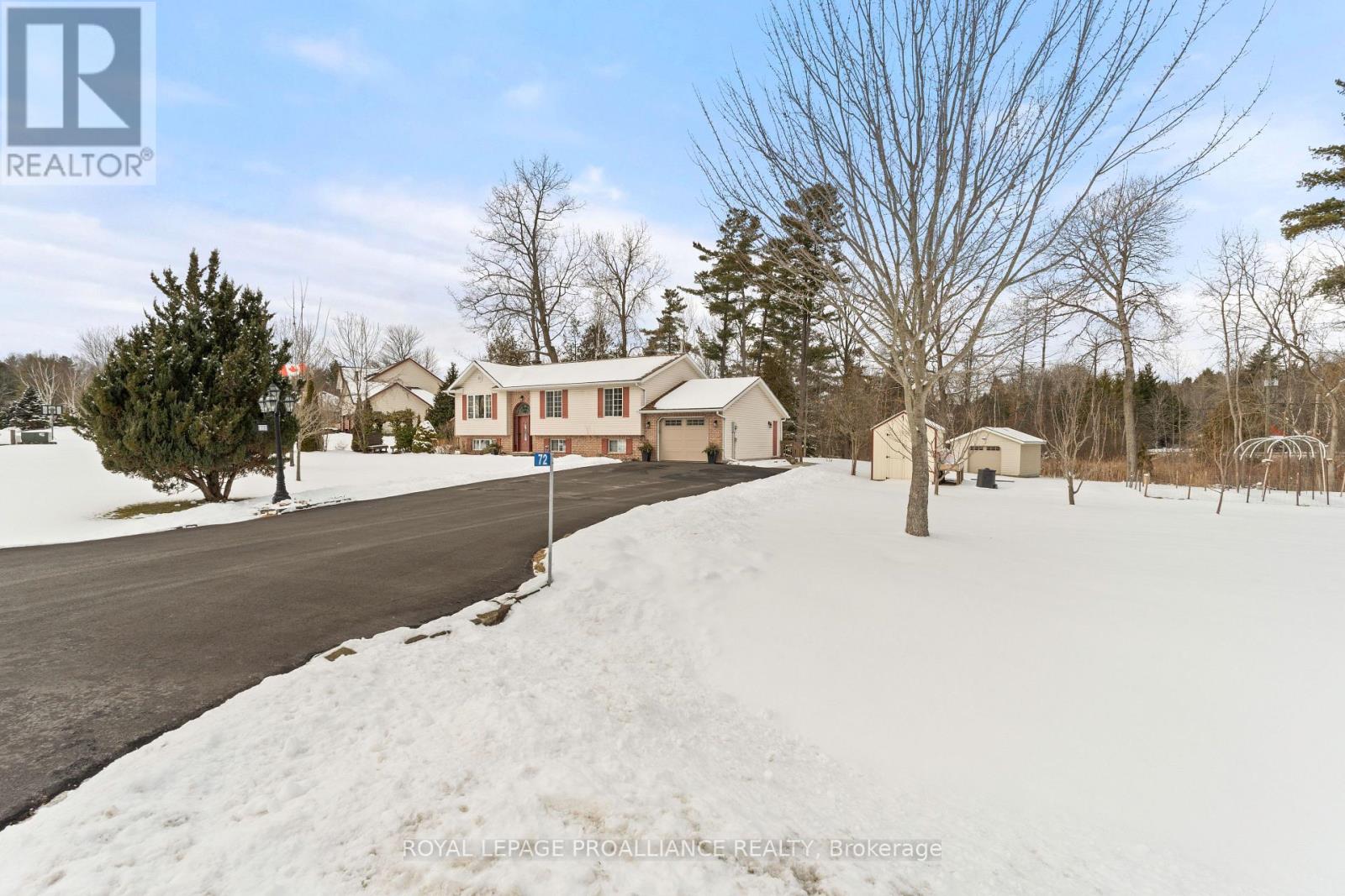 72 Glenburnie Road, Quinte West, Ontario  K8V 5P4 - Photo 3 - X12915016