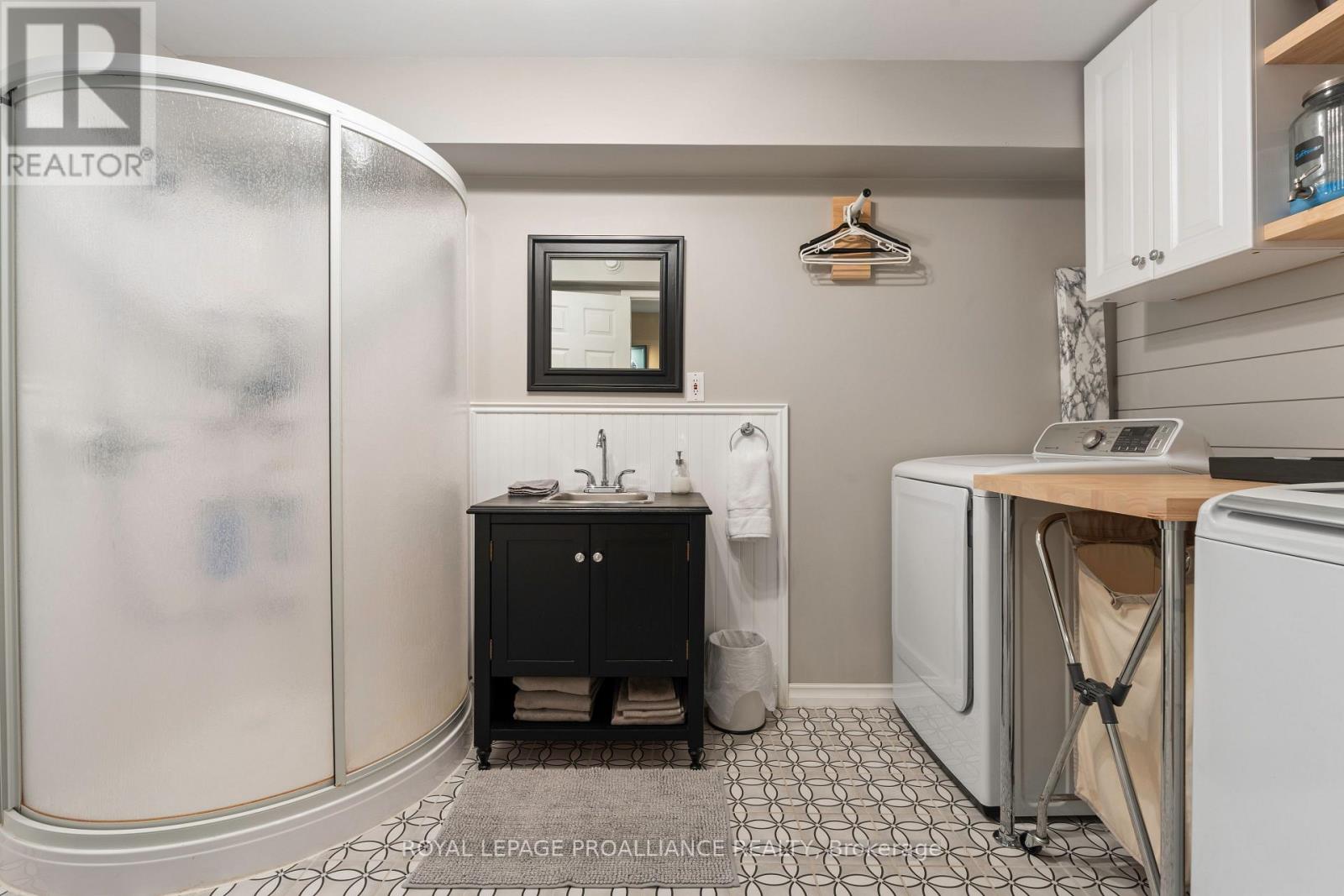 72 Glenburnie Road, Quinte West, Ontario  K8V 5P4 - Photo 31 - X12915016