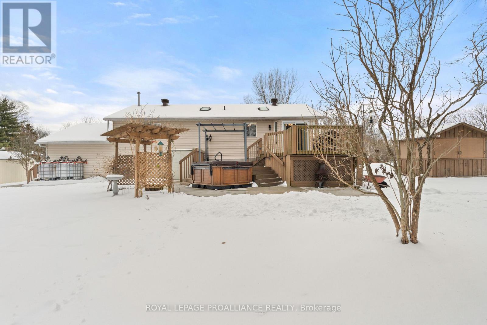 72 Glenburnie Road, Quinte West, Ontario  K8V 5P4 - Photo 35 - X12915016