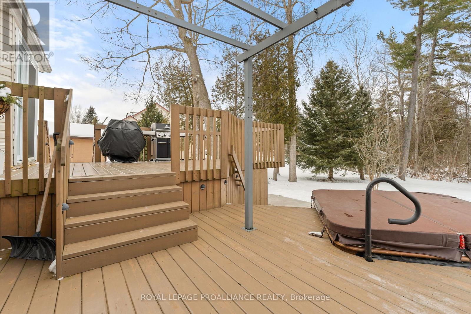 72 Glenburnie Road, Quinte West, Ontario  K8V 5P4 - Photo 37 - X12915016