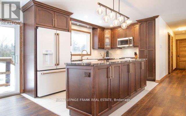 614 Kenstone Beach Road, Kawartha Lakes, Ontario  K0M 1A0 - Photo 18 - X12915038