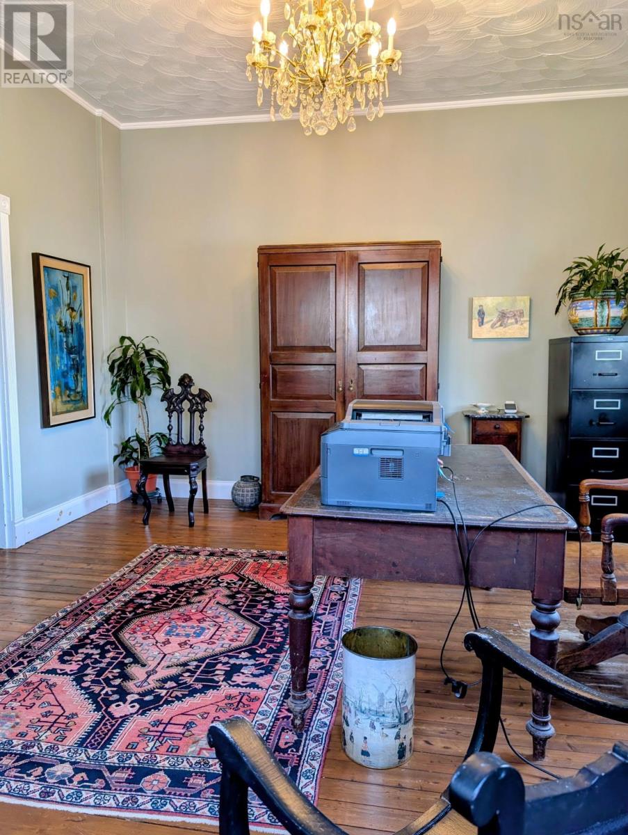 50 Pleasant Street, Dartmouth, Nova Scotia  B2Y 3P5 - Photo 3 - 202605245