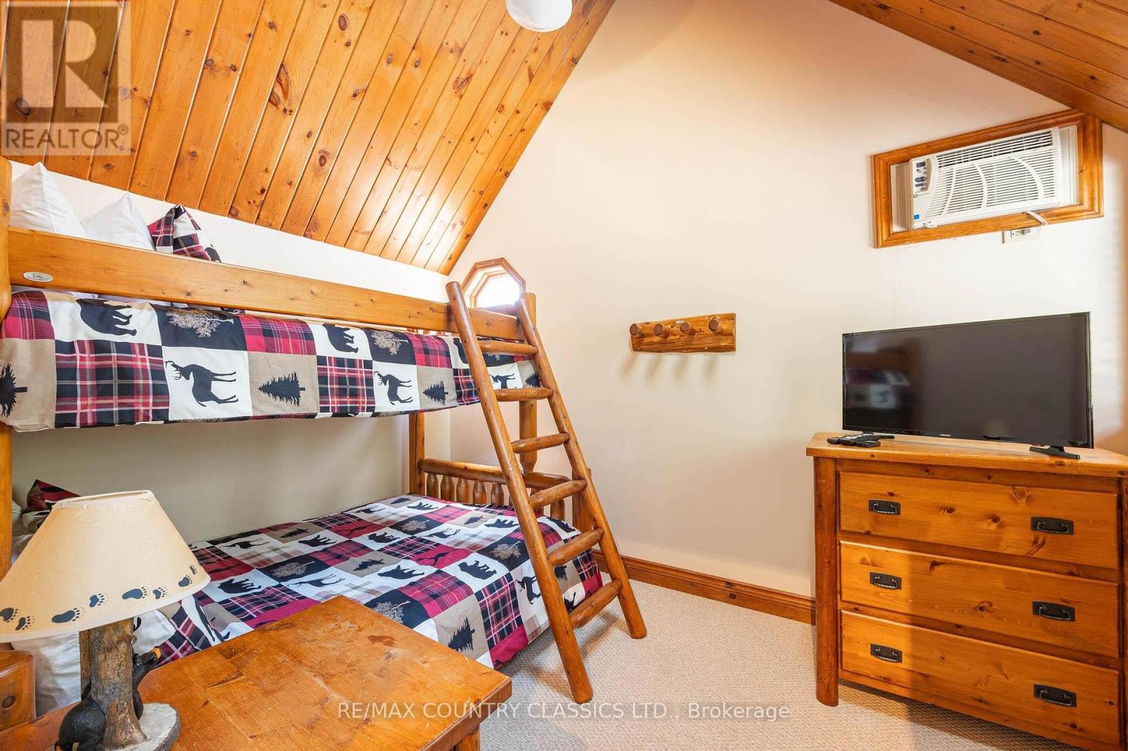 119 Fire Route 89b, North Kawartha, Ontario  K0L 1A0 - Photo 43 - X12915056