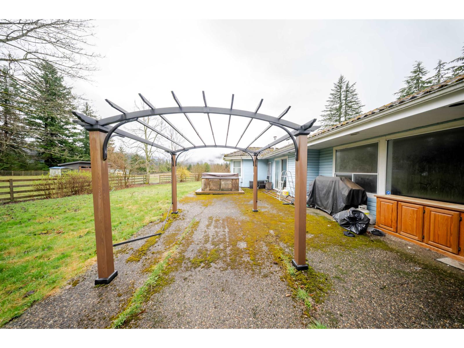 40895 Henderson Road, Columbia Valley, Columbia Valley, British Columbia  V2R 4X5 - Photo 23 - R3074348