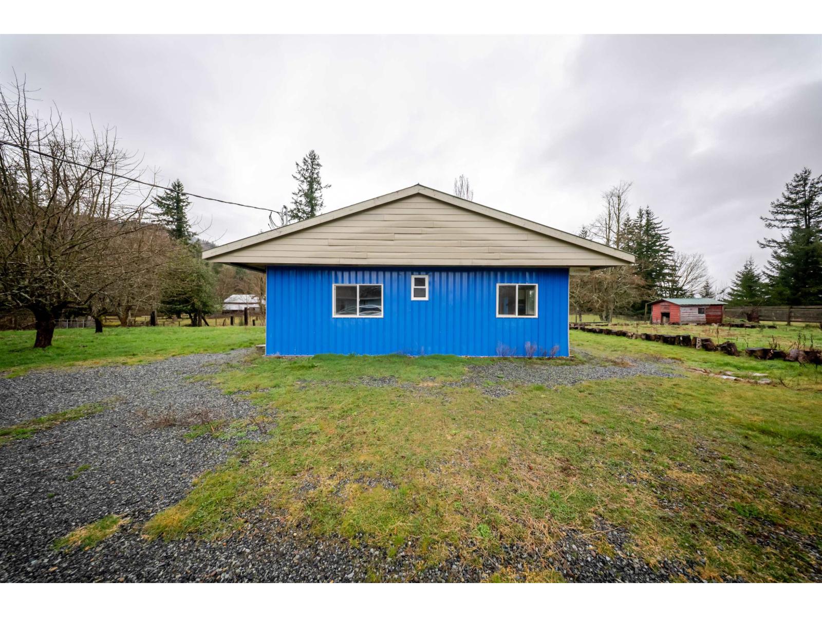 40895 Henderson Road, Columbia Valley, Columbia Valley, British Columbia  V2R 4X5 - Photo 25 - R3074348