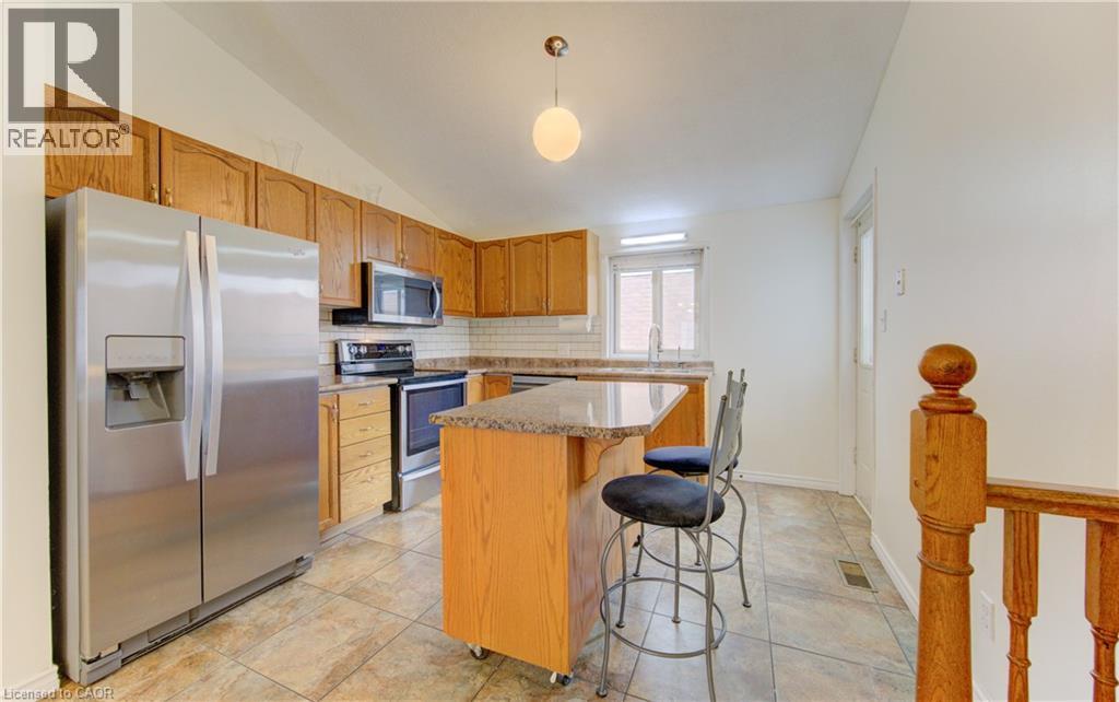 108 Tara Crescent, Kitchener, Ontario  N2E 3M1 - Photo 13 - 40814160