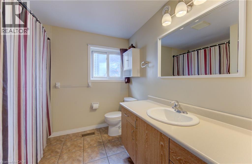 108 Tara Crescent, Kitchener, Ontario  N2E 3M1 - Photo 20 - 40814160