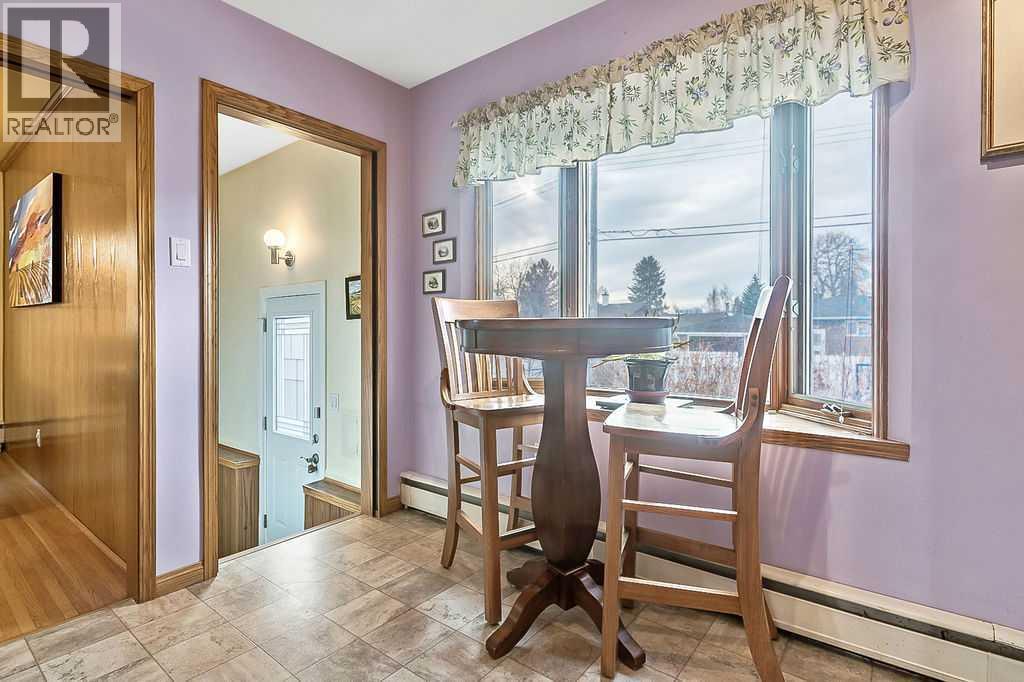 623 75 Avenue Sw, Calgary, Alberta  T2V 0S4 - Photo 12 - A2283337