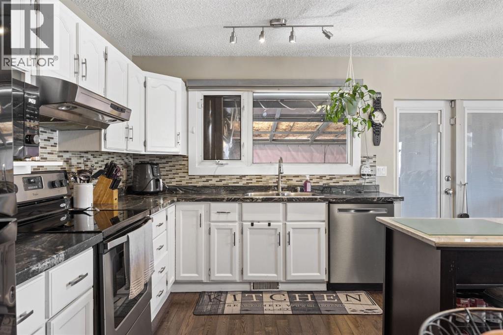 2302 Olympia Drive Se, Calgary, Alberta  T2C 1H5 - Photo 7 - A2294295