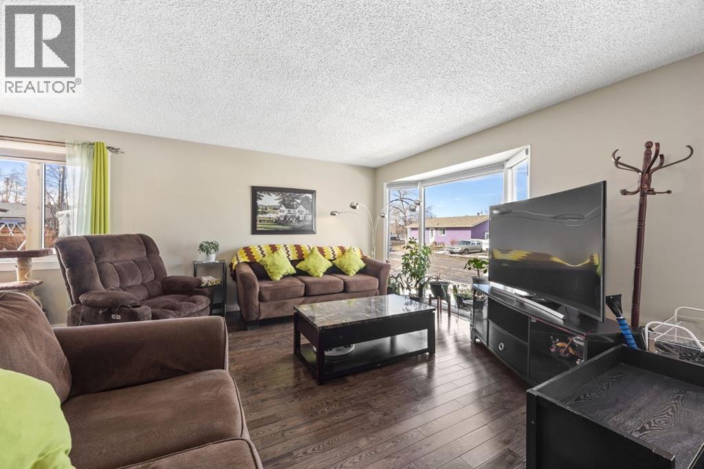 2302 Olympia Drive Se, Calgary, Alberta  T2C 1H5 - Photo 5 - A2294295