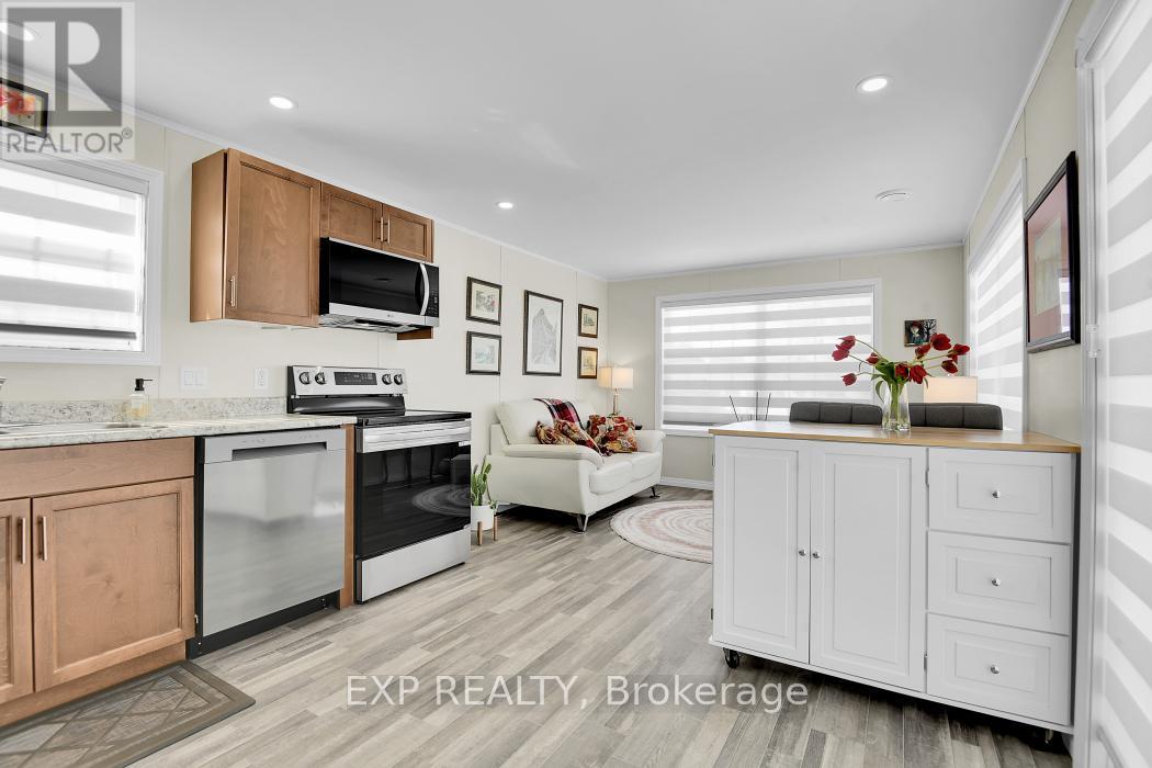 11 Bonner Street, Ottawa, Ontario  K2H 7S9 - Photo 12 - X12914924