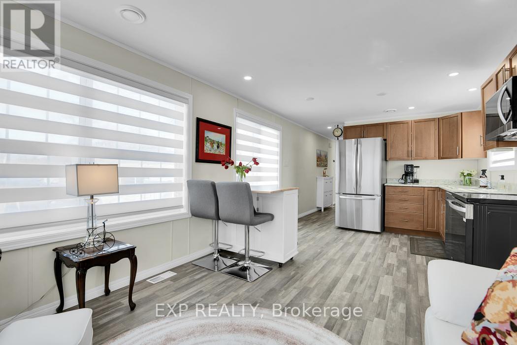 11 Bonner Street, Ottawa, Ontario  K2H 7S9 - Photo 8 - X12914924