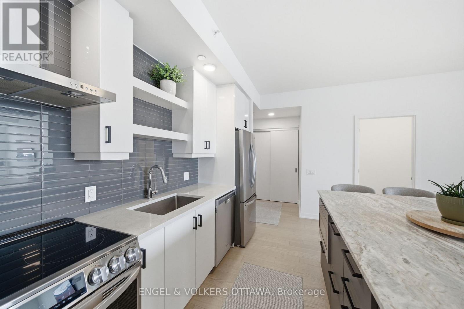 317 - 320 Miwate Private, Ottawa, Ontario  K1R 0E1 - Photo 10 - X12915024