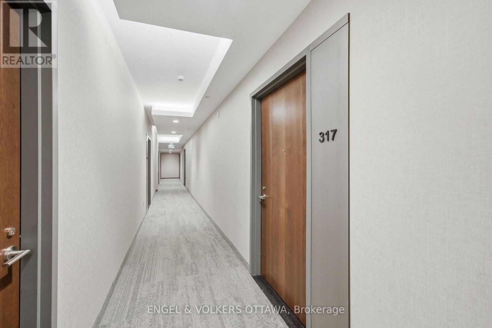 317 - 320 Miwate Private, Ottawa, Ontario  K1R 0E1 - Photo 3 - X12915024