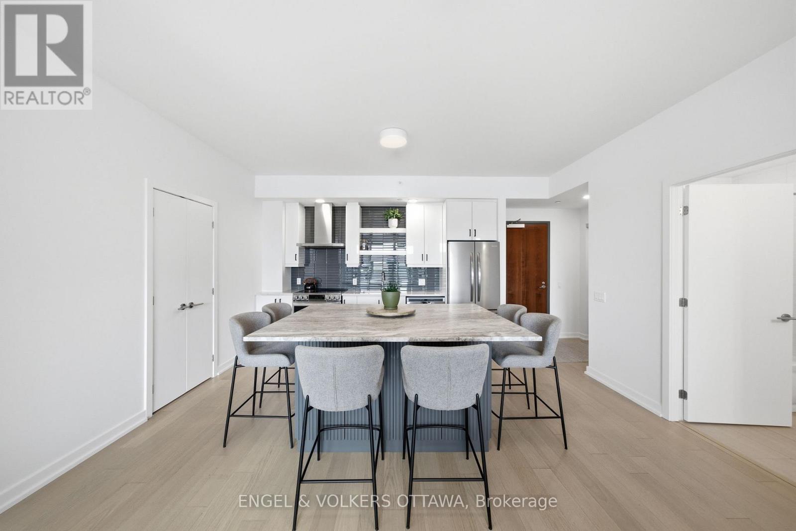 317 - 320 Miwate Private, Ottawa, Ontario  K1R 0E1 - Photo 5 - X12915024