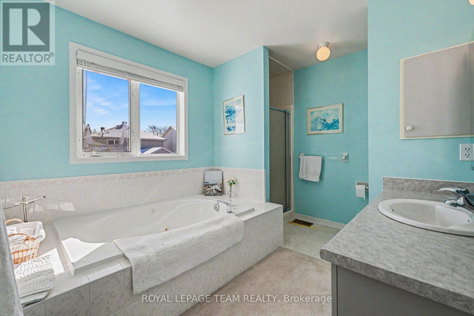 90 Moresby Drive, Ottawa, Ontario  K2M 2J6 - Photo 21 - X12915042