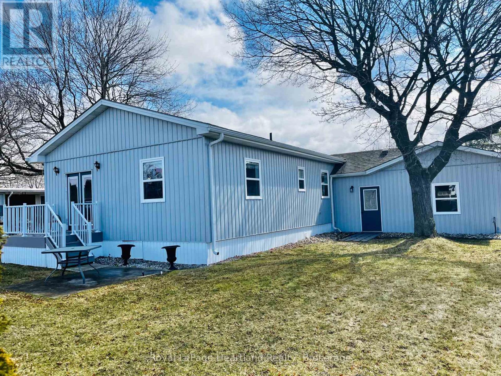 9 Velma Street, Strathroy-Caradoc, Ontario  N7G 3L2 - Photo 23 - X12914492