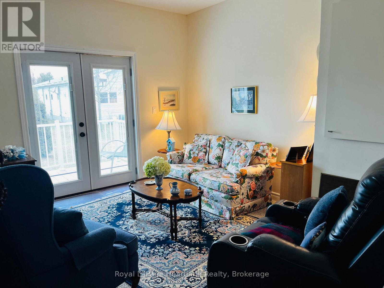 9 Velma Street, Strathroy-Caradoc, Ontario  N7G 3L2 - Photo 8 - X12914492