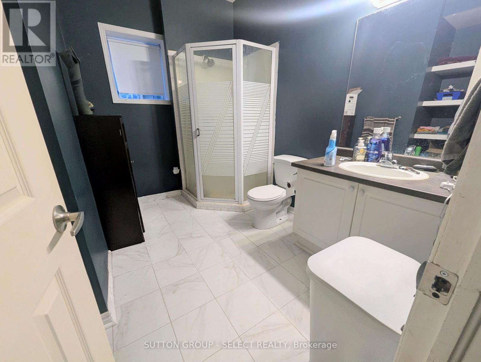 1066 Farnsborough Crescent, London East, Ontario  N5V 4Y9 - Photo 7 - X12915040