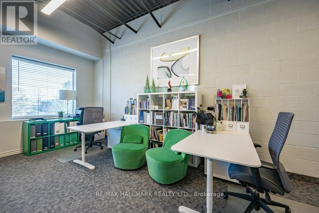 16 - 125 Don Hillock Drive, Aurora, Ontario  L4G 0H8 - Photo 14 - N12912518