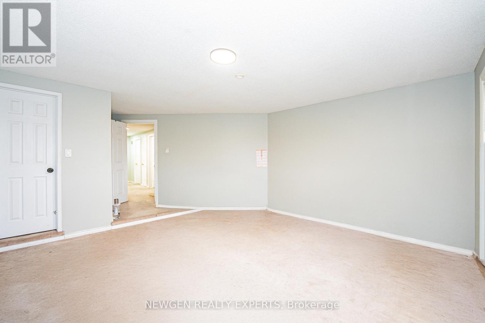 5710 Spangler Drive, Mississauga, Ontario  L5R 3N3 - Photo 24 - W12891930