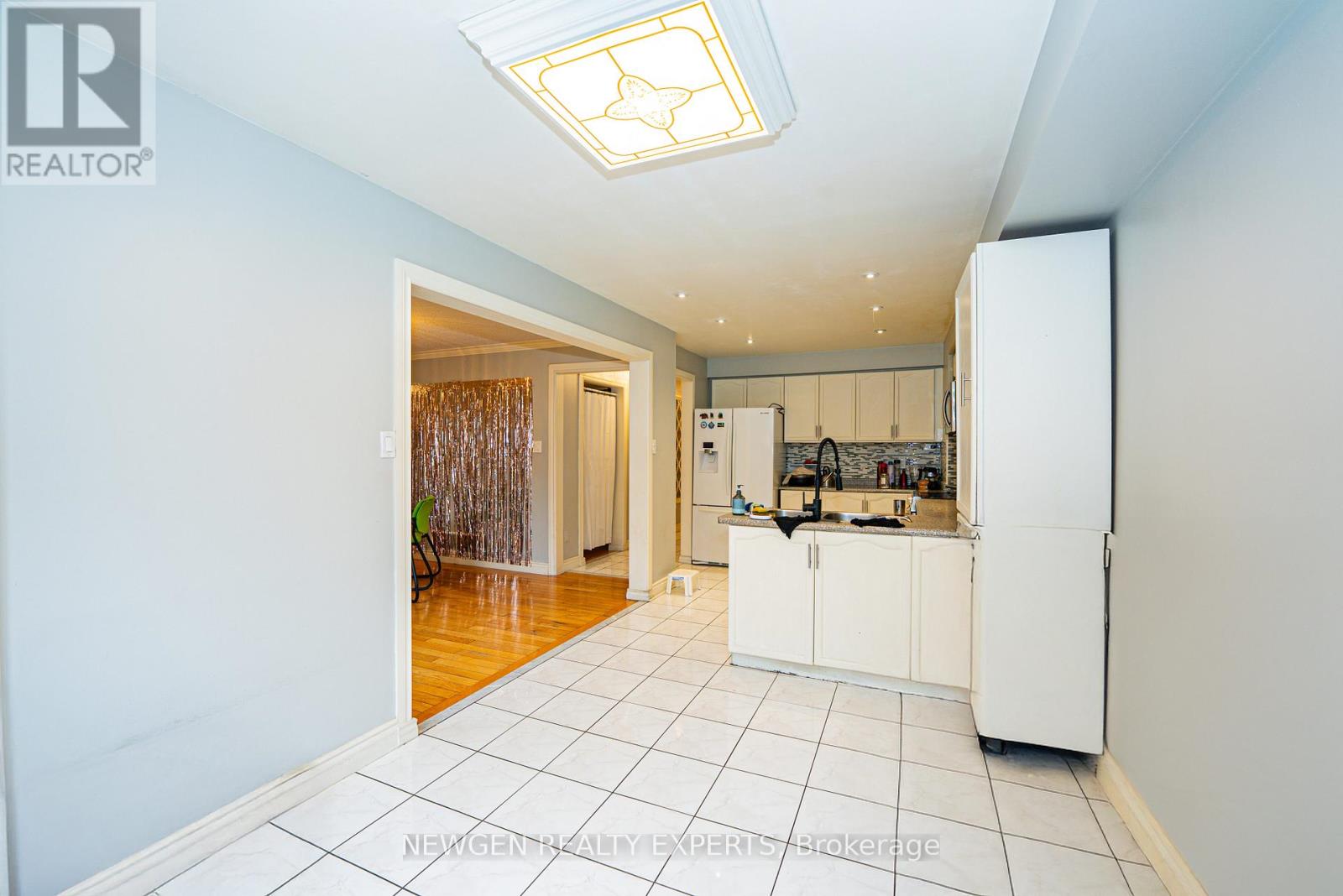 5710 Spangler Drive, Mississauga, Ontario  L5R 3N3 - Photo 18 - W12891930