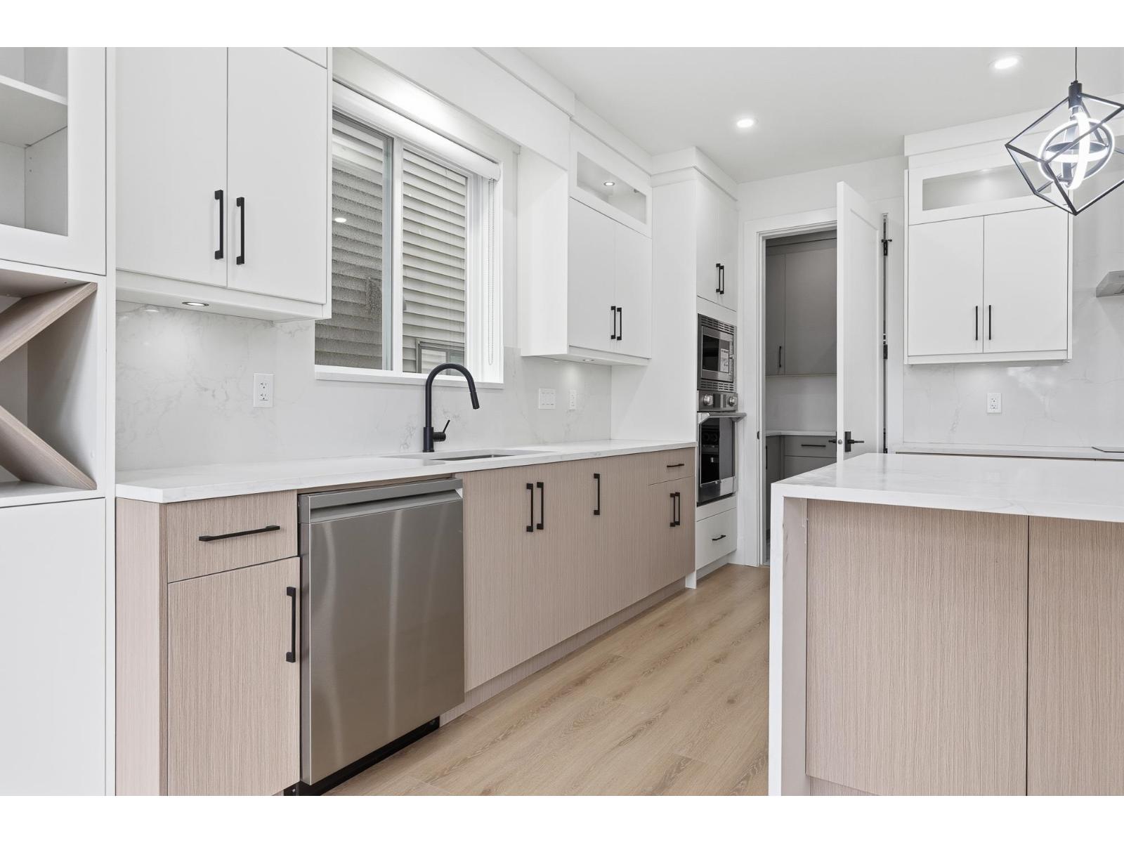 7020 205 Street, Langley, British Columbia  V2Y 1S9 - Photo 8 - R3102866