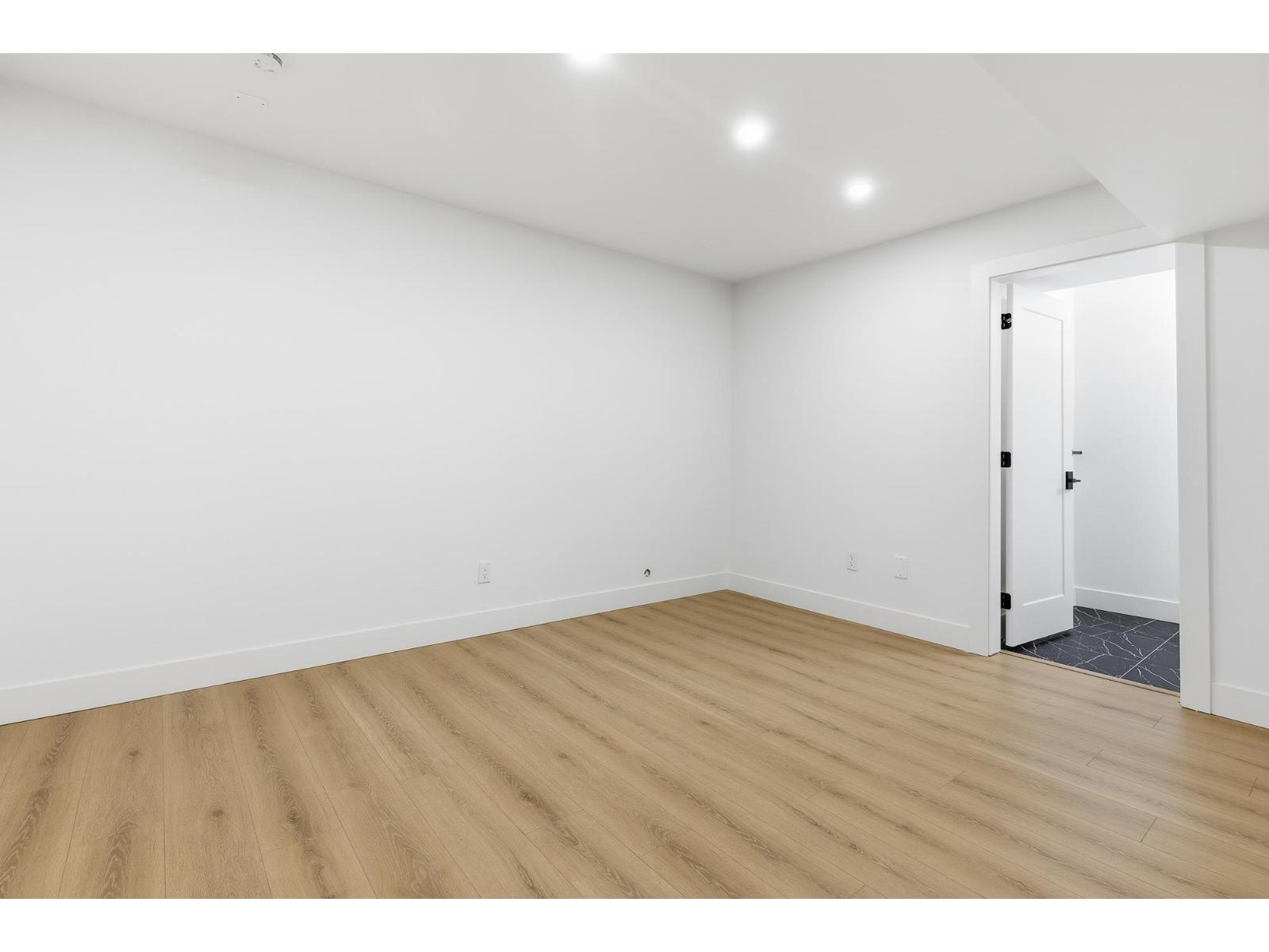 7020 205 Street, Langley, British Columbia  V2Y 1S9 - Photo 28 - R3102866