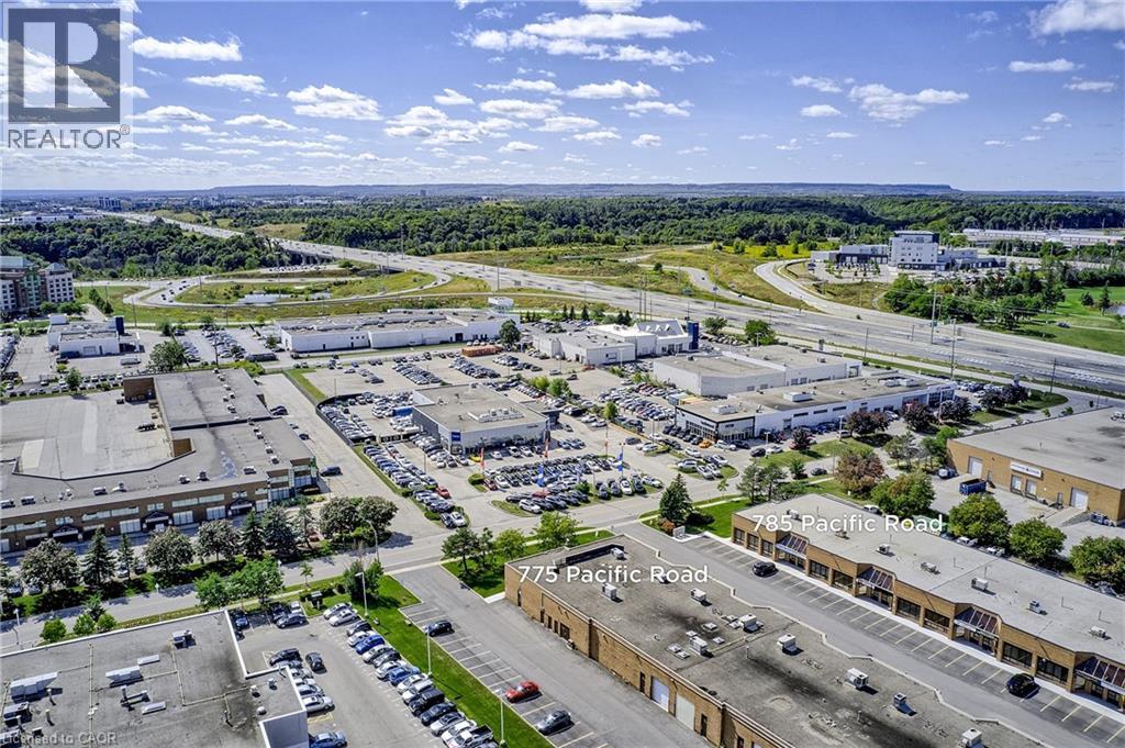 785 Pacific Road Unit# 10, Oakville, Ontario  L6L 6M3 - Photo 1 - 40807351
