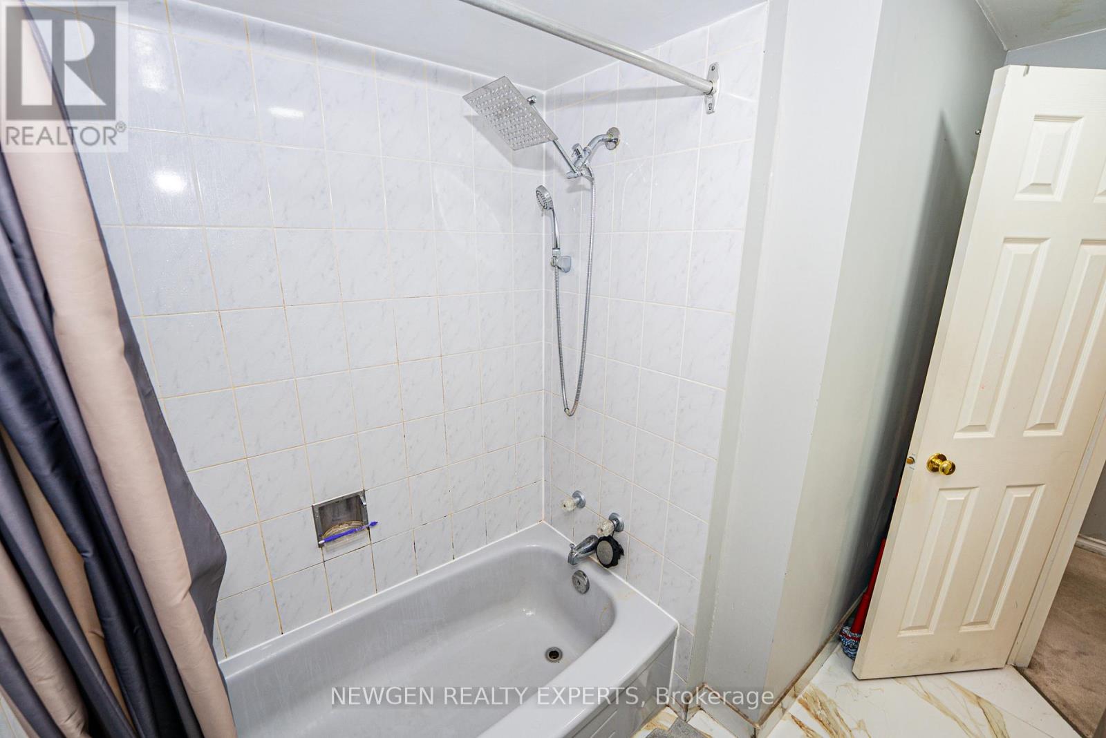 5710 Spangler Drive, Mississauga, Ontario  L5R 3N3 - Photo 30 - W12891930