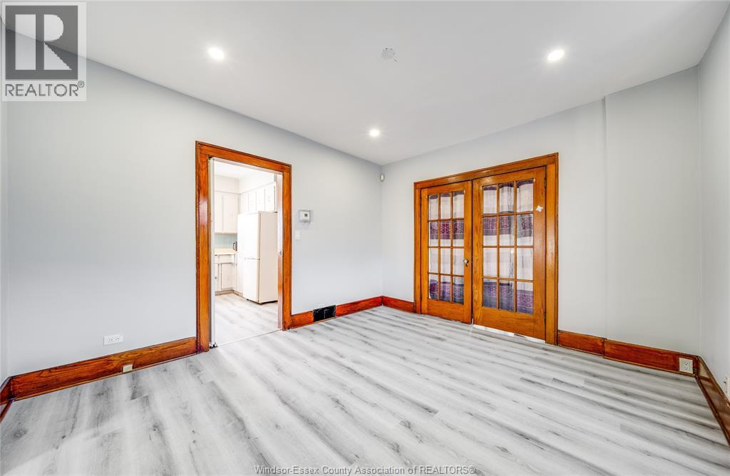 358 Partington, Windsor, Ontario  N9B 2N5 - Photo 14 - 26005880