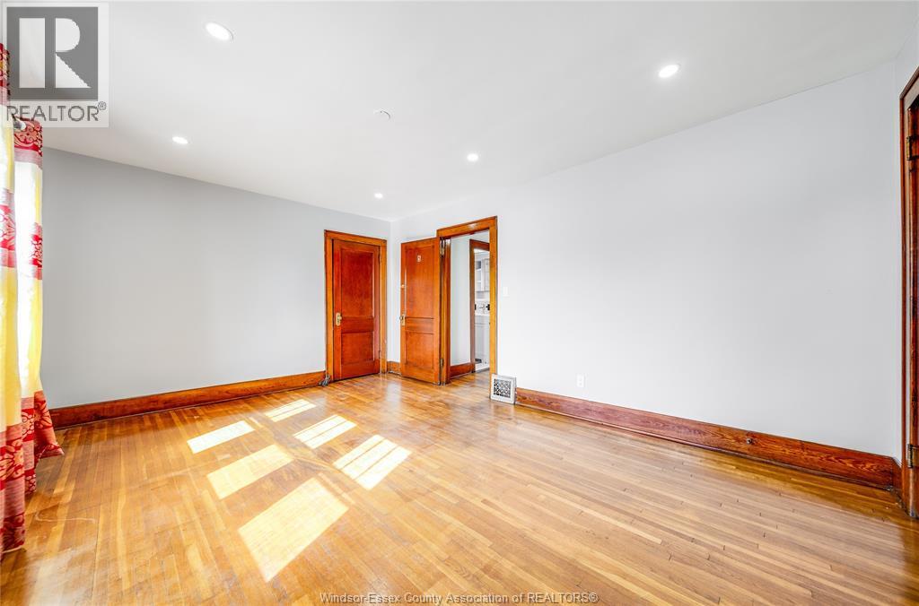 358 Partington, Windsor, Ontario  N9B 2N5 - Photo 29 - 26005880