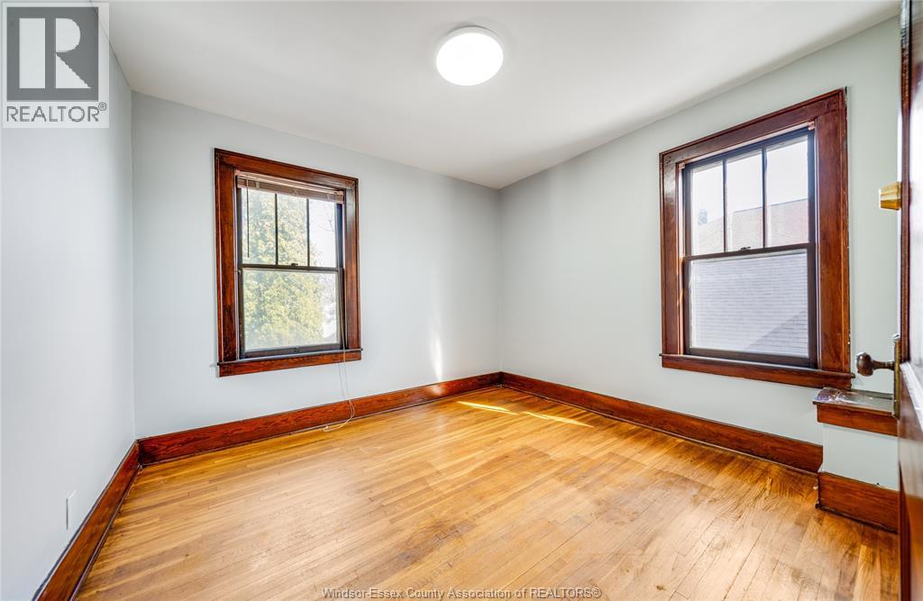 358 Partington, Windsor, Ontario  N9B 2N5 - Photo 32 - 26005880