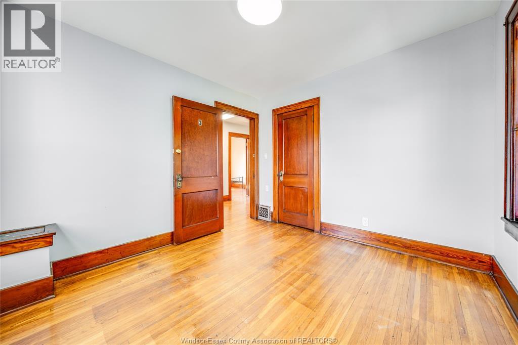 358 Partington, Windsor, Ontario  N9B 2N5 - Photo 34 - 26005880