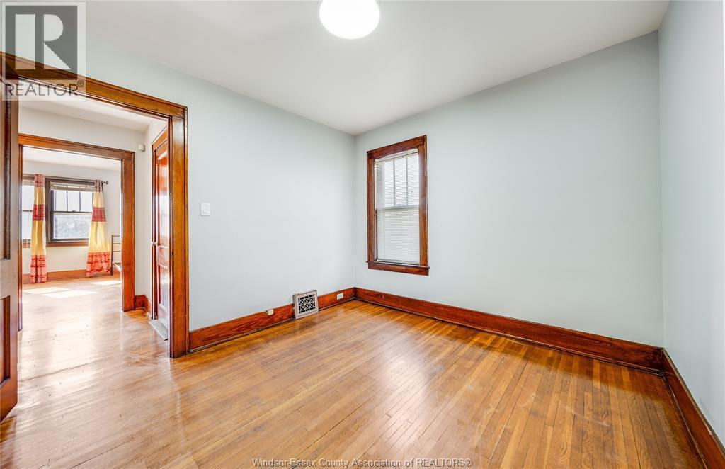 358 Partington, Windsor, Ontario  N9B 2N5 - Photo 37 - 26005880