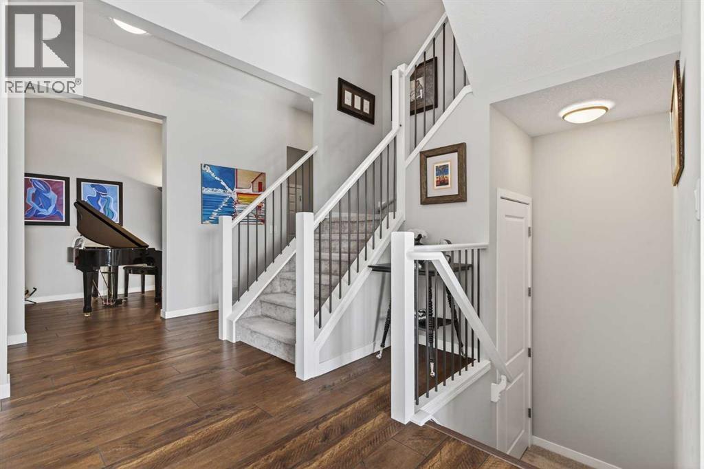 47 Mist Mountain Rise, Okotoks, Alberta  T1S 5R4 - Photo 4 - A2290739