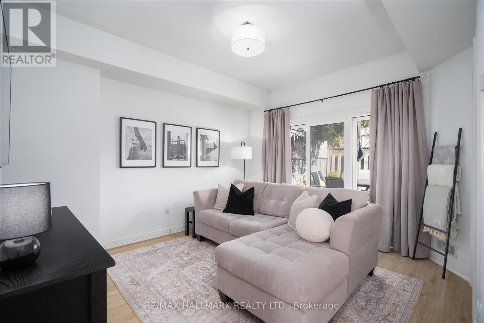 53 Wood Street E, Hamilton, Ontario  L8L 3Y2 - Photo 8 - X12914702