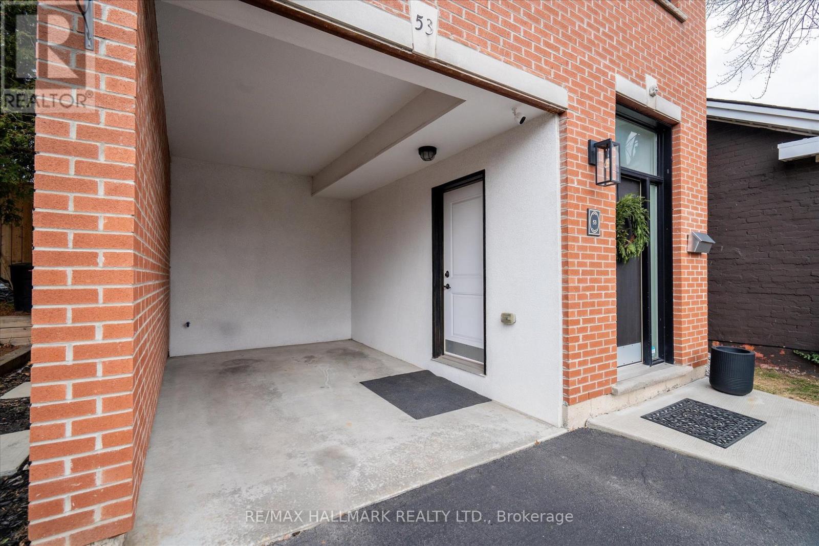 53 Wood Street E, Hamilton, Ontario  L8L 3Y2 - Photo 4 - X12914702