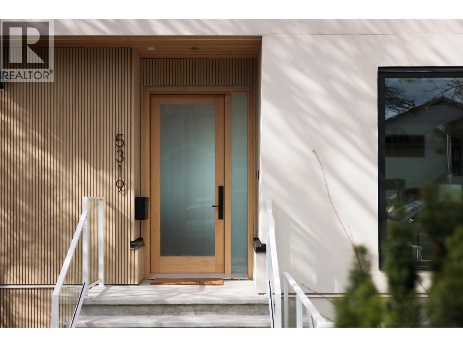 5319 Elgin Street, Vancouver, British Columbia  V5W 3J9 - Photo 3 - R3102874