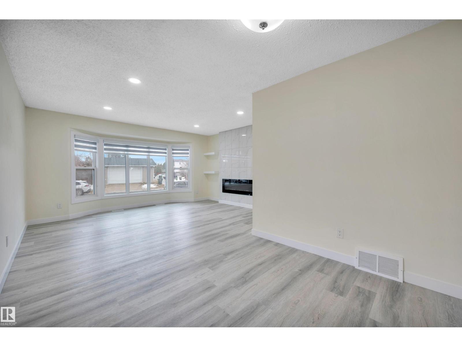 2010 46 St Nw, Edmonton, Alberta  T6L 2T5 - Photo 13 - E4478790