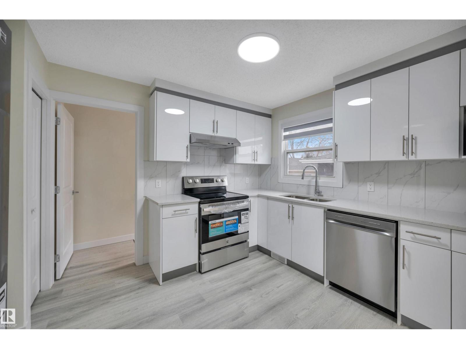 2010 46 St Nw, Edmonton, Alberta  T6L 2T5 - Photo 16 - E4478790