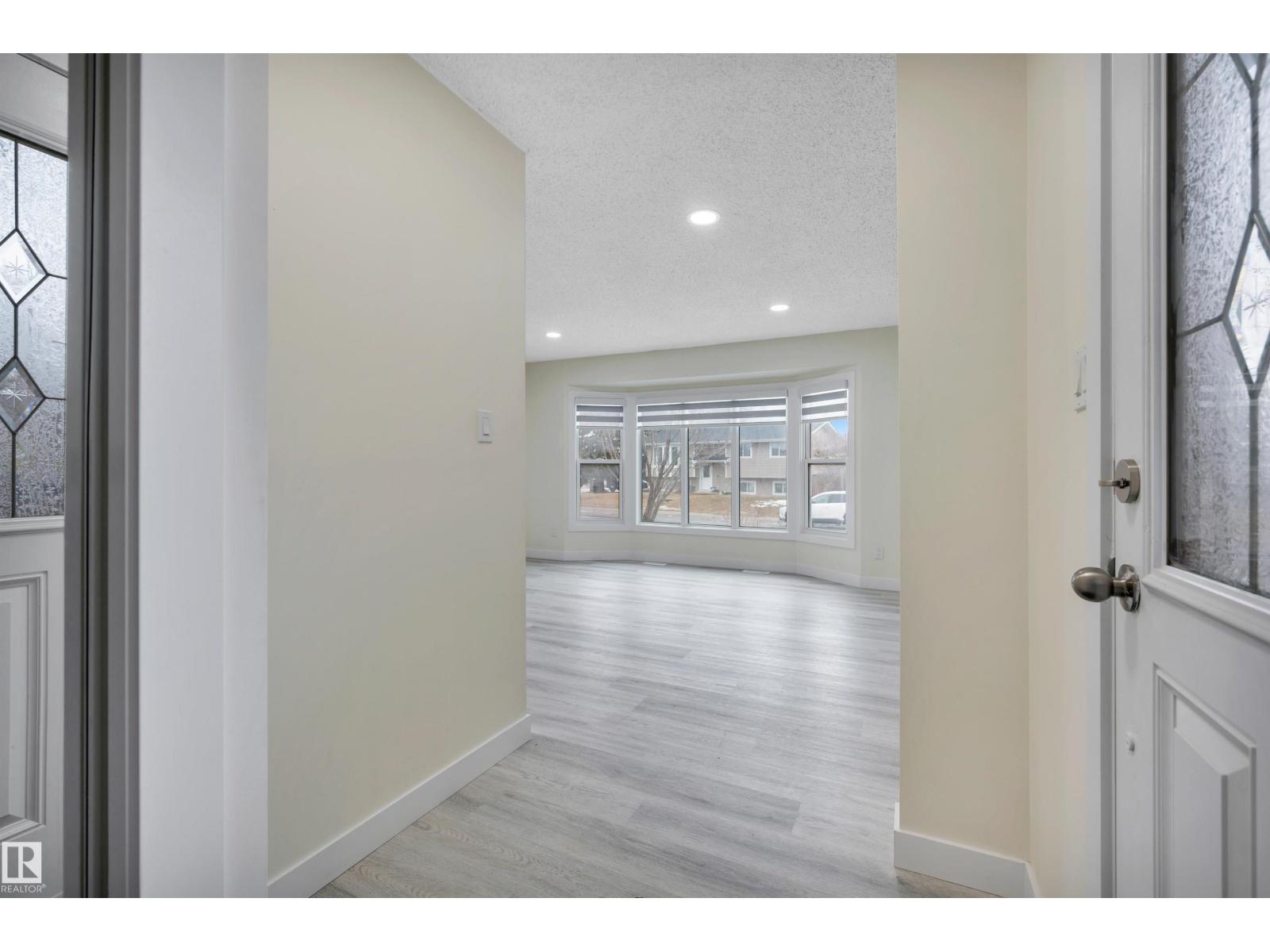 2010 46 St Nw, Edmonton, Alberta  T6L 2T5 - Photo 8 - E4478790