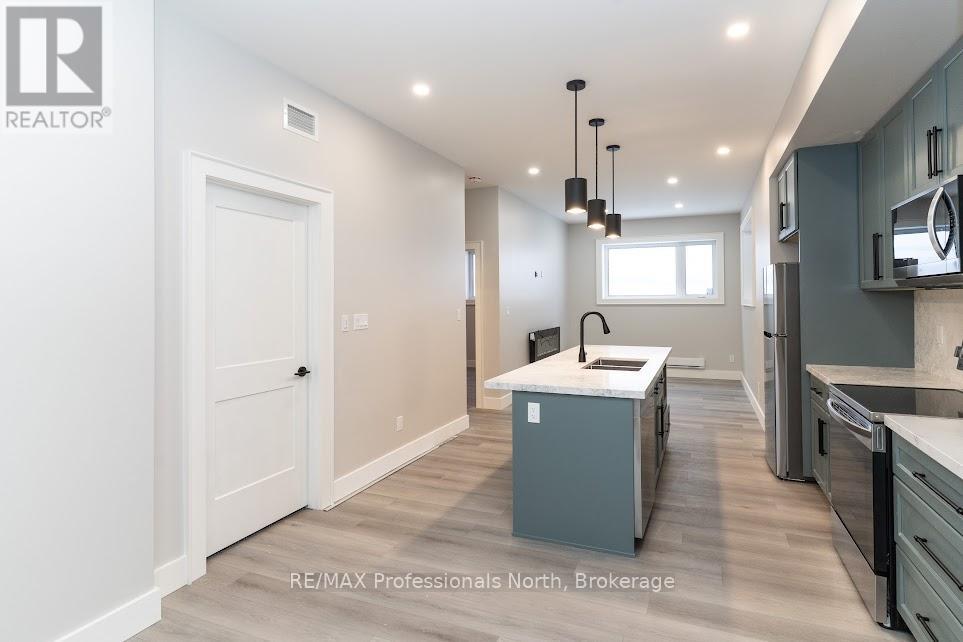 1b - 371 Muskoka Beach Road, Gravenhurst, Ontario  P1P 1M7 - Photo 4 - X12914902