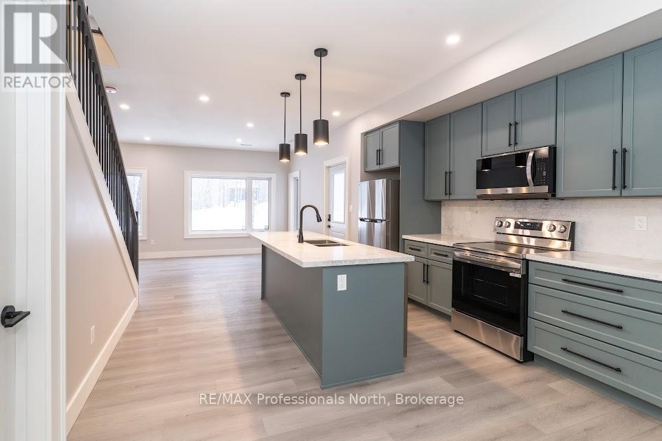 2a - 371 Muskoka Beach Road, Gravenhurst, Ontario  P1P 1M7 - Photo 6 - X12914912