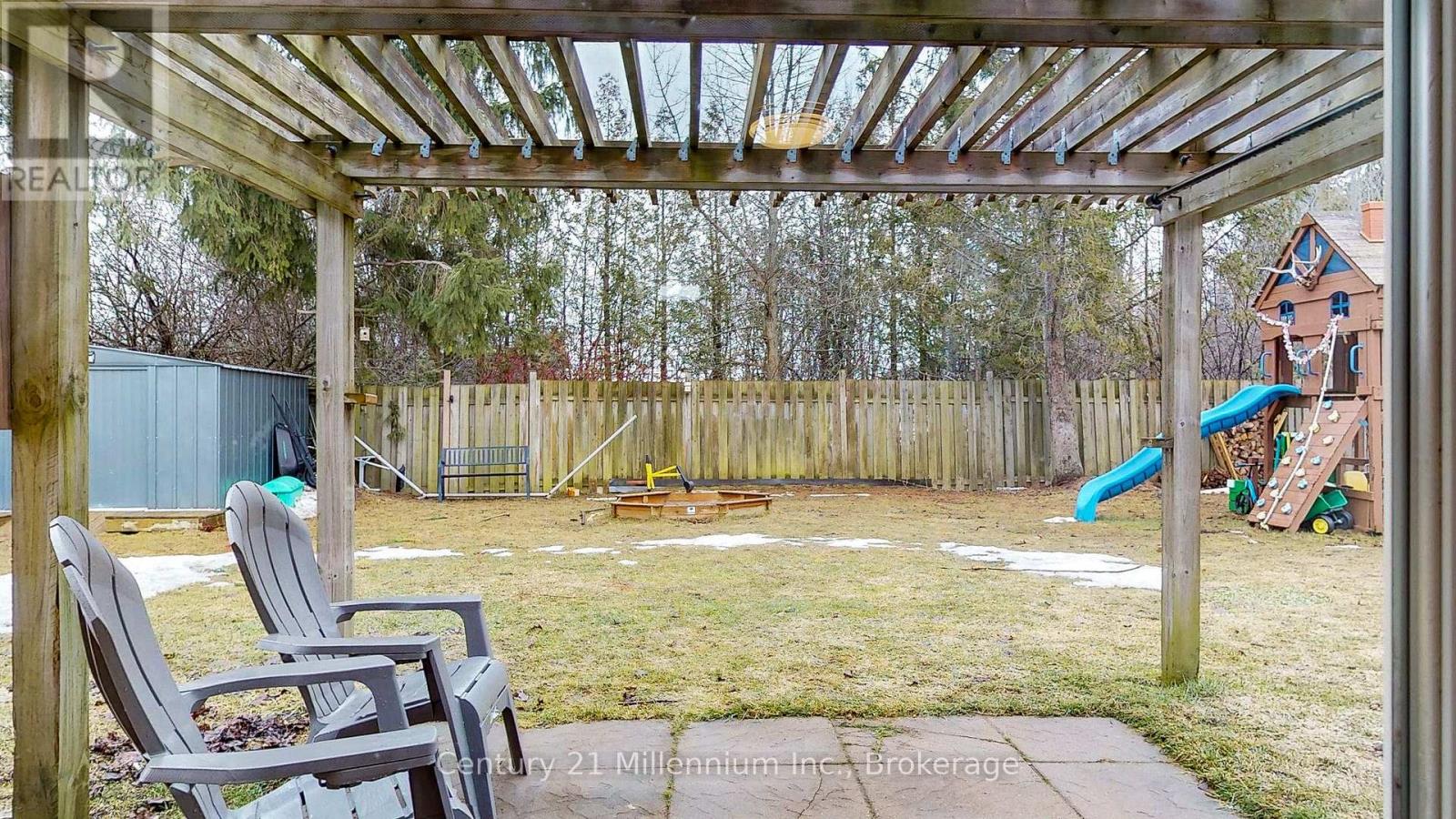 61 Albery Court, Meaford, Ontario  N4L 1J8 - Photo 16 - X12914934