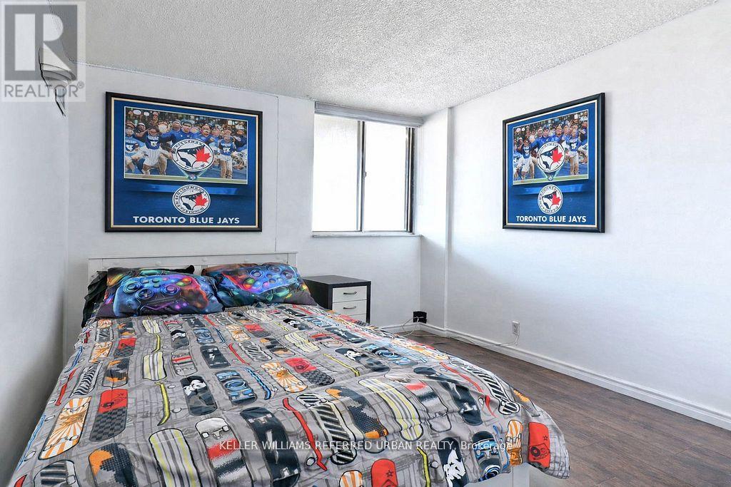 1811 - 10 Martha Eaton Way, Toronto, Ontario  M6M 5B3 - Photo 10 - W12889588